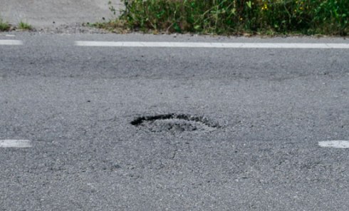 Estrada que une Rianxo con Brión, nas Cortes